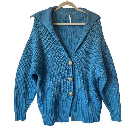Free People Sweaters - Free People Oversized cardigan Sweater XS Blue Cable knit Pockets Womens FLAW